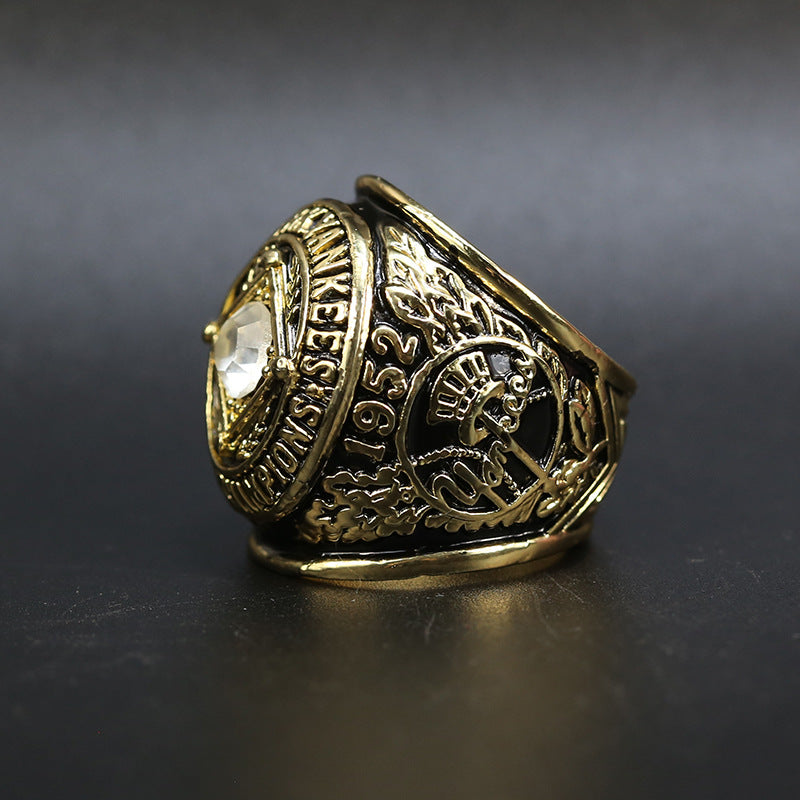 MLB 1952 New York Yankees Men's Baseball World Series Replica Championship Ring - Your Ring