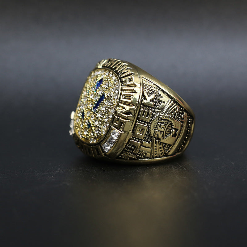 MLB 2000 New York Yankees Men's Baseball World Series Replica Championship Ring - Your Ring