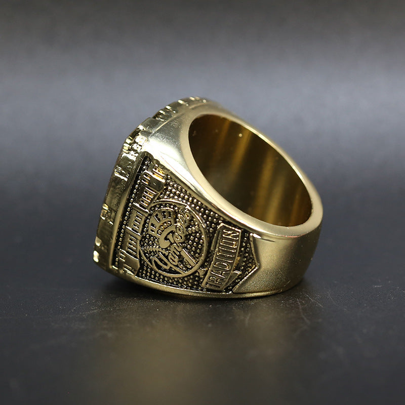 MLB 1996 New York Yankees Men's Baseball World Series Replica Championship Ring - Your Ring